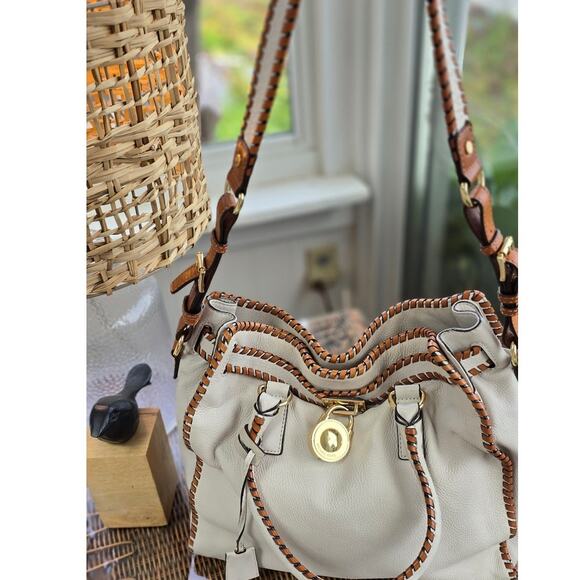 Large Cream and Brown  Michael Kors  Whipped Hamilton Bag - Picture 6 of 15